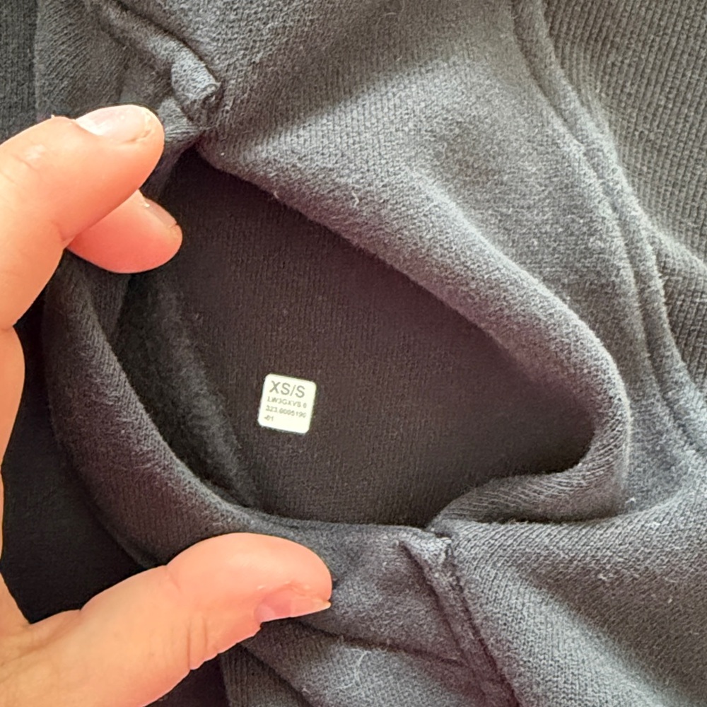 Lululemon Scuba Short Sleeve - Picture 5 of 8